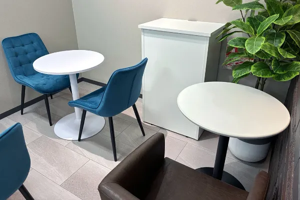 イズミヤ学園前店